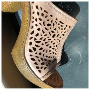 Born chunky mule heels size 10